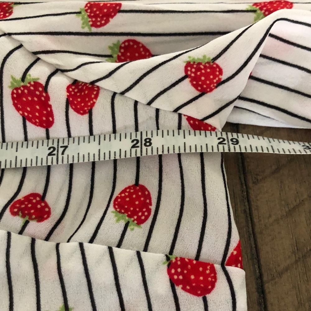 Catherines White Red Strawberry with striped print blouse 3X novelty quirky - Picture 6 of 6